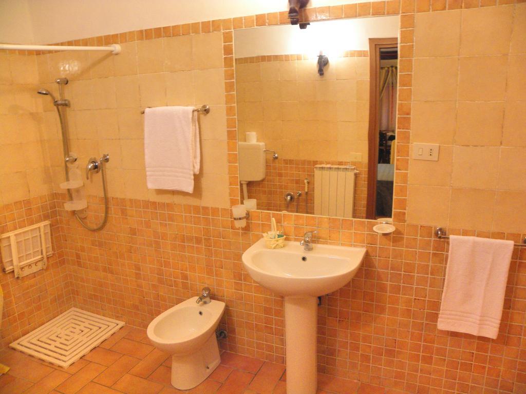 Aurora Villa Gubbio Luaran gambar