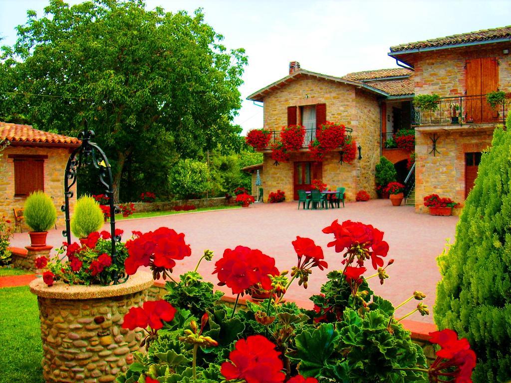 Aurora Villa Gubbio Luaran gambar